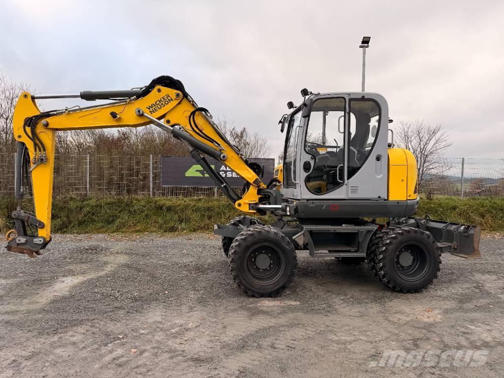 Wacker Neuson EW100 Ratiniai ekskavatoriai