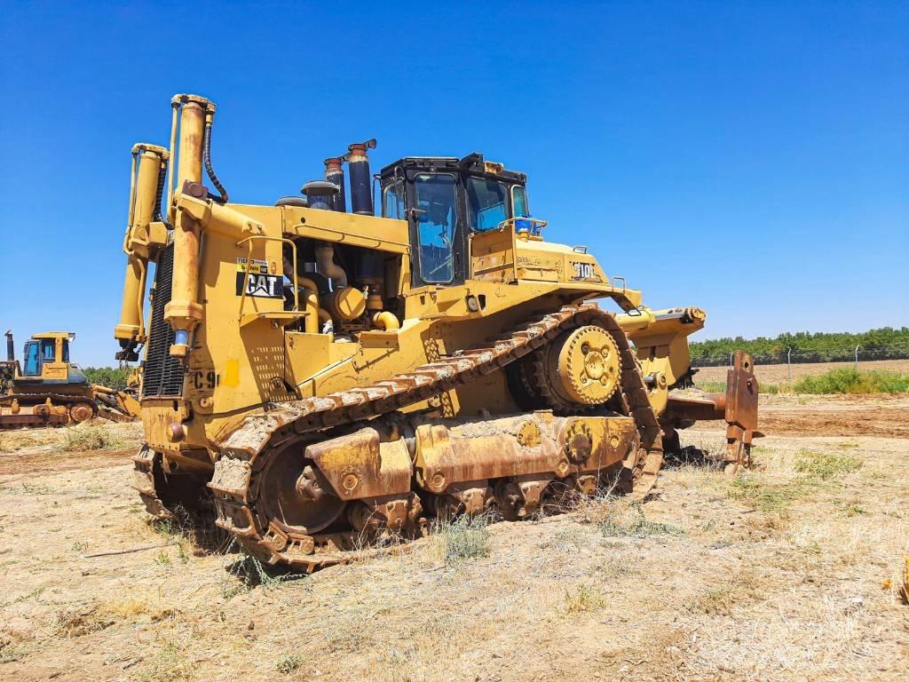 CAT D10 Vikšriniai buldozeriai