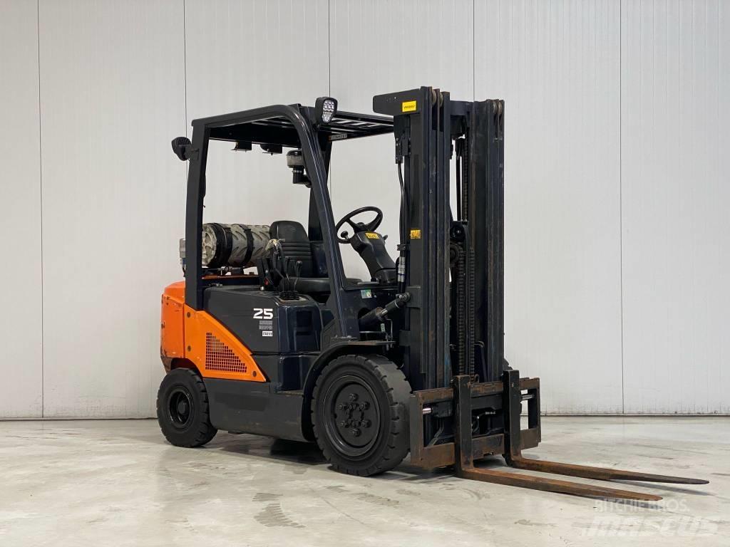 Doosan G25N-7 LPG (dujiniai) krautuvai