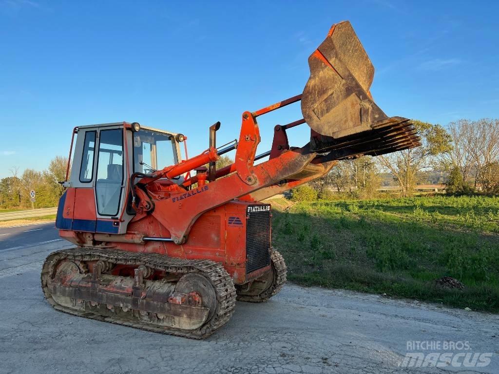 Fiat-Hitachi FL 14E Vikšriniai krautuvai