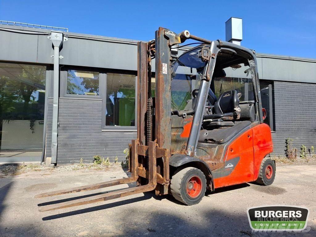 Linde H20T LPG (dujiniai) krautuvai