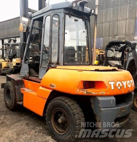 Toyota 5 FD 70 Dyzeliniai krautuvai