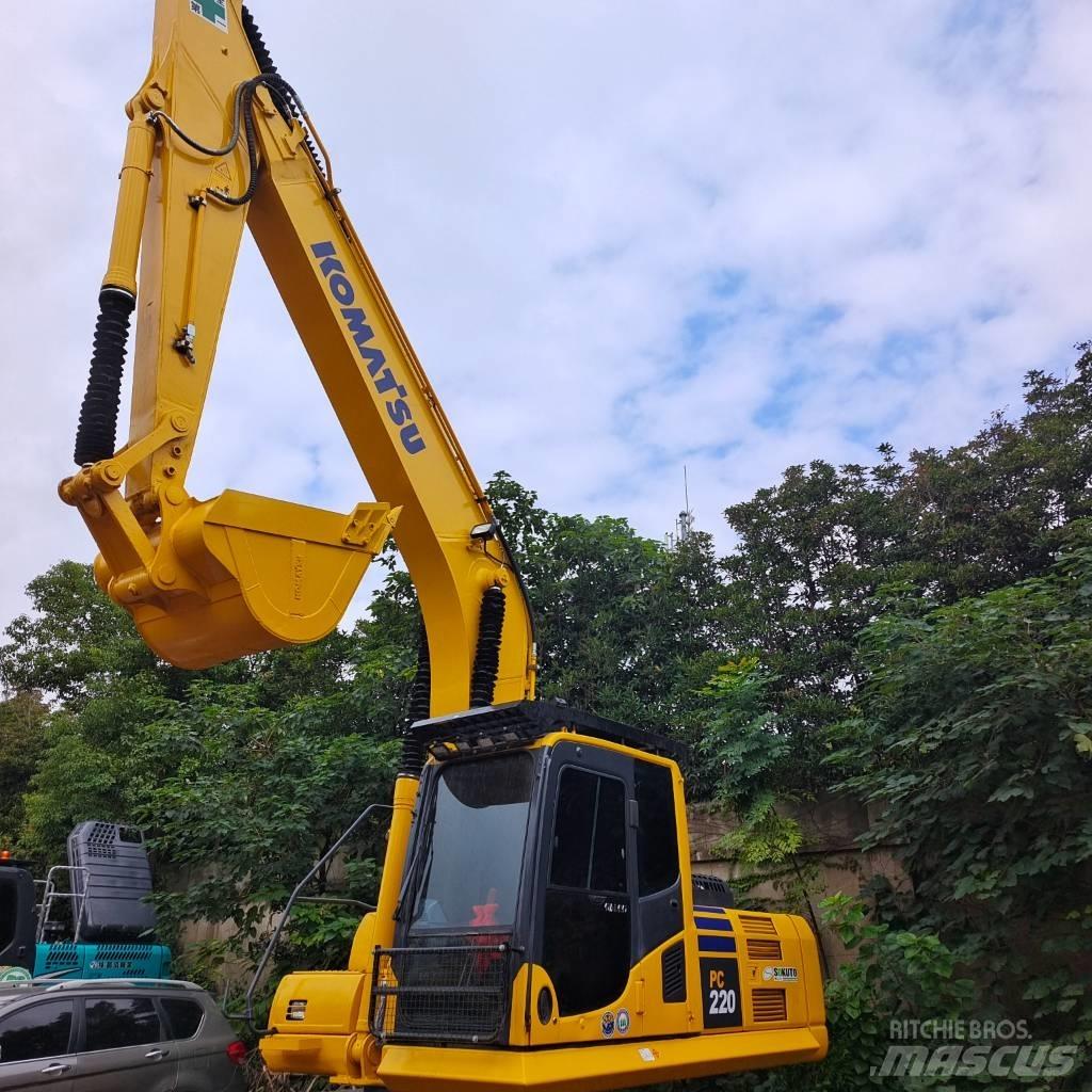Komatsu PC 220-7 Vikšriniai ekskavatoriai