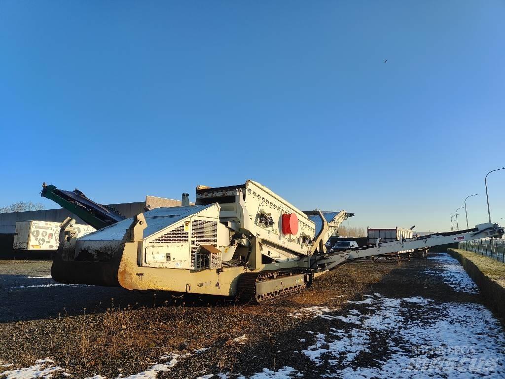 McCloskey R230 Mobilūs sietai