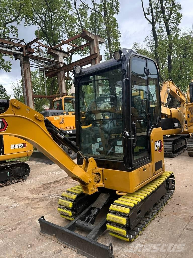 CAT CAT302 Mini ekskavatoriai < 7 t