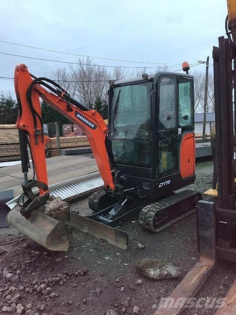 Doosan DX 19 Mini ekskavatoriai < 7 t