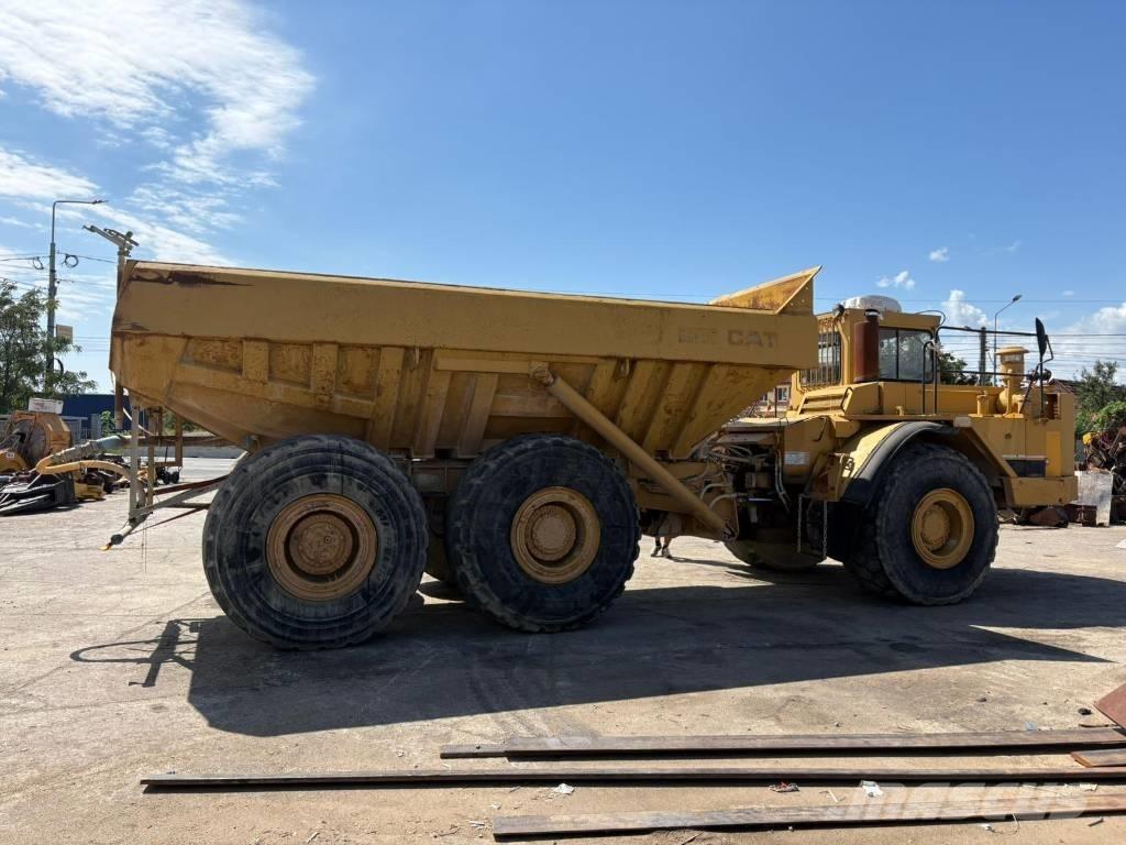 CAT D 350 C Karjeriniai savivarčiai