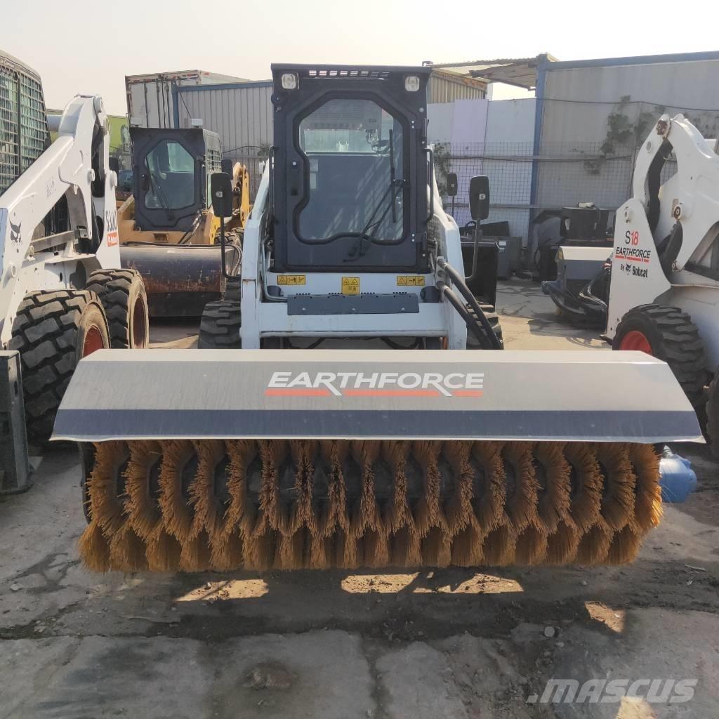 Bobcat S16 Krautuvai su šoniniu pasukimu
