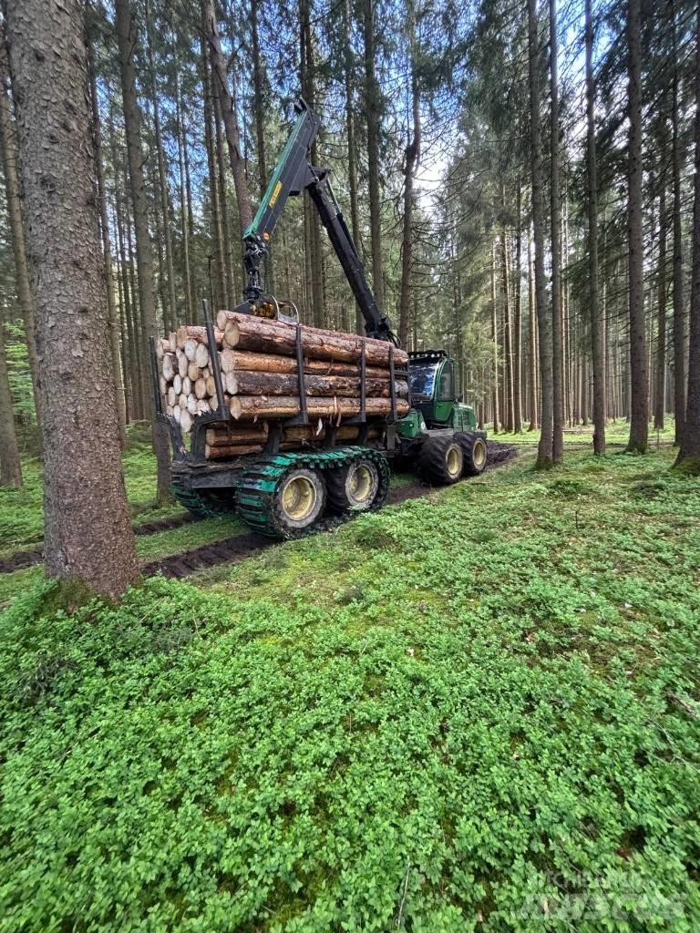 John Deere 1110E Naudoti miškovežiai (Forvarderiai)