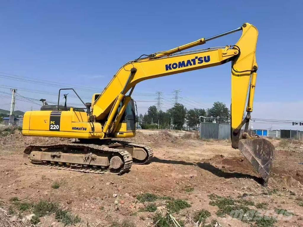 Komatsu PC 220-8MO Vikšriniai ekskavatoriai
