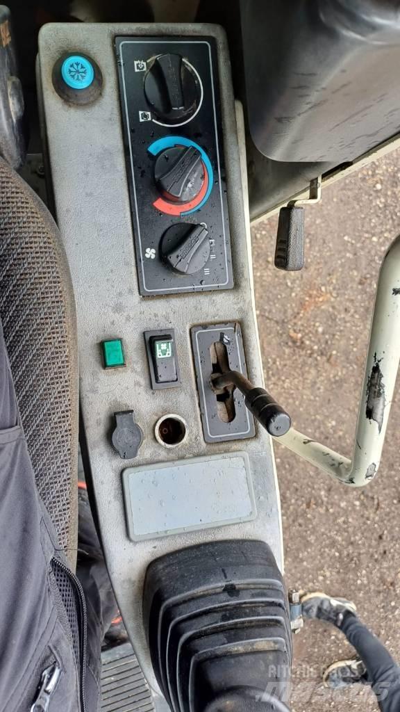 Volvo EW 140 Ratiniai ekskavatoriai