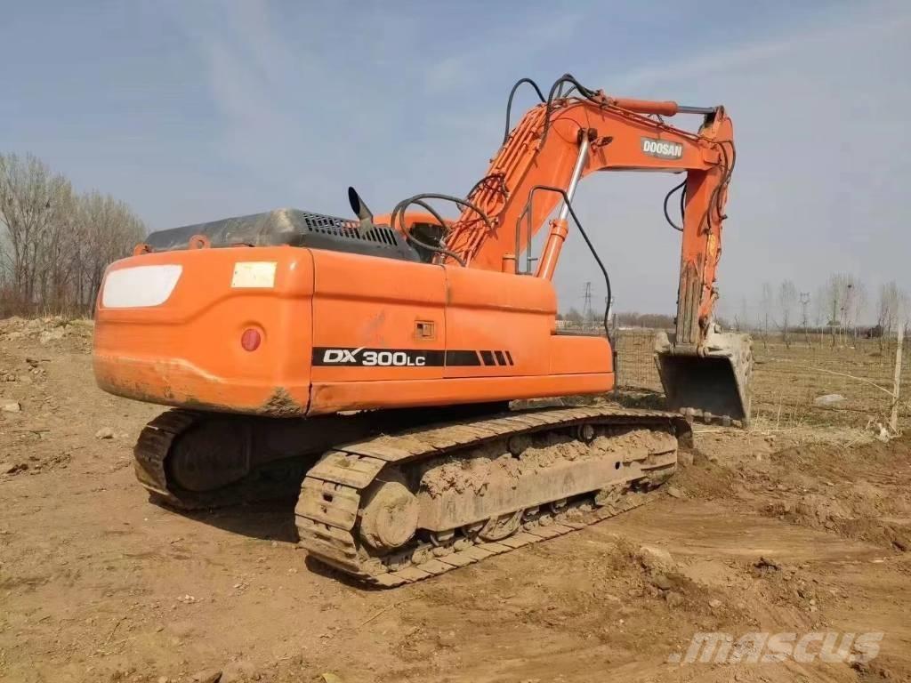 Doosan DX300LC Vikšriniai ekskavatoriai
