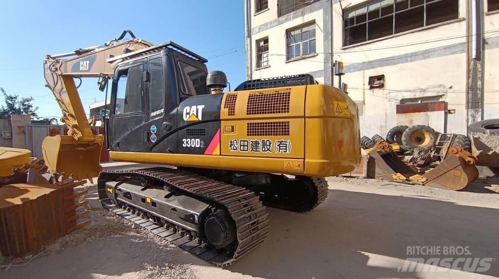 CAT 330 D2 Vikšriniai ekskavatoriai