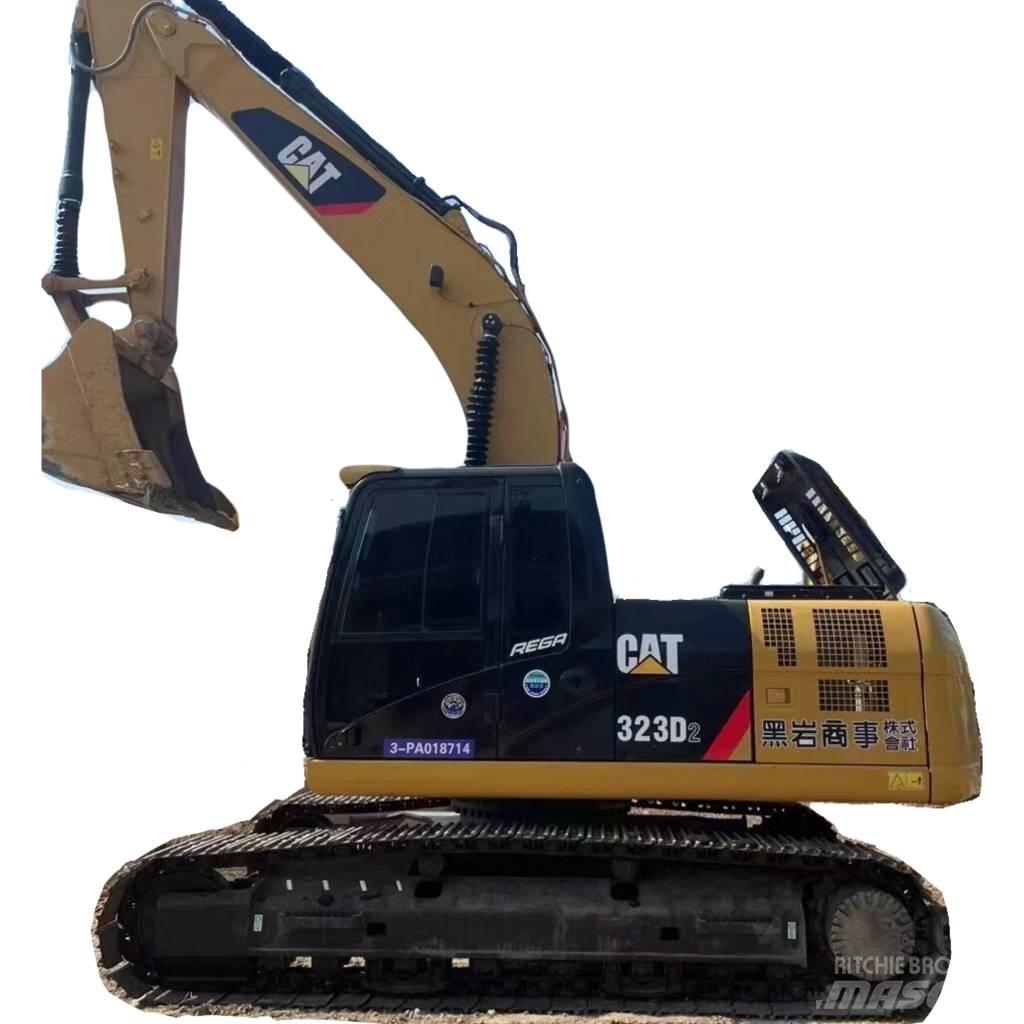CAT 323 D Vikšriniai ekskavatoriai