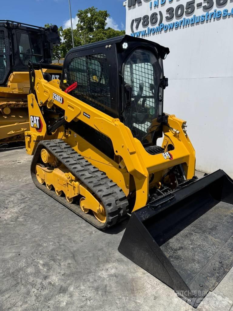 CAT 259D3 Krautuvai su šoniniu pasukimu