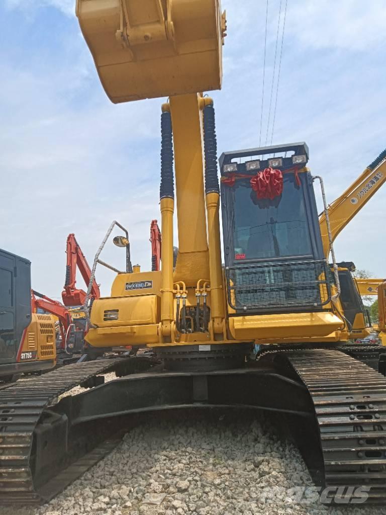Komatsu PC 240 Vikšriniai ekskavatoriai