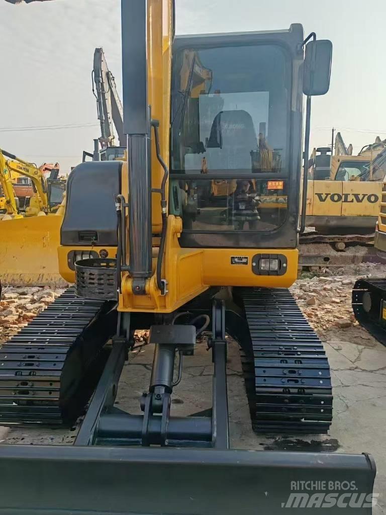 XCMG 60 Vikšriniai ekskavatoriai