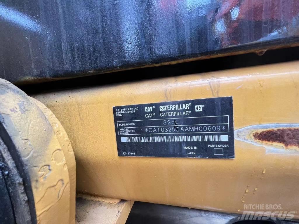CAT 325 C Vikšriniai ekskavatoriai