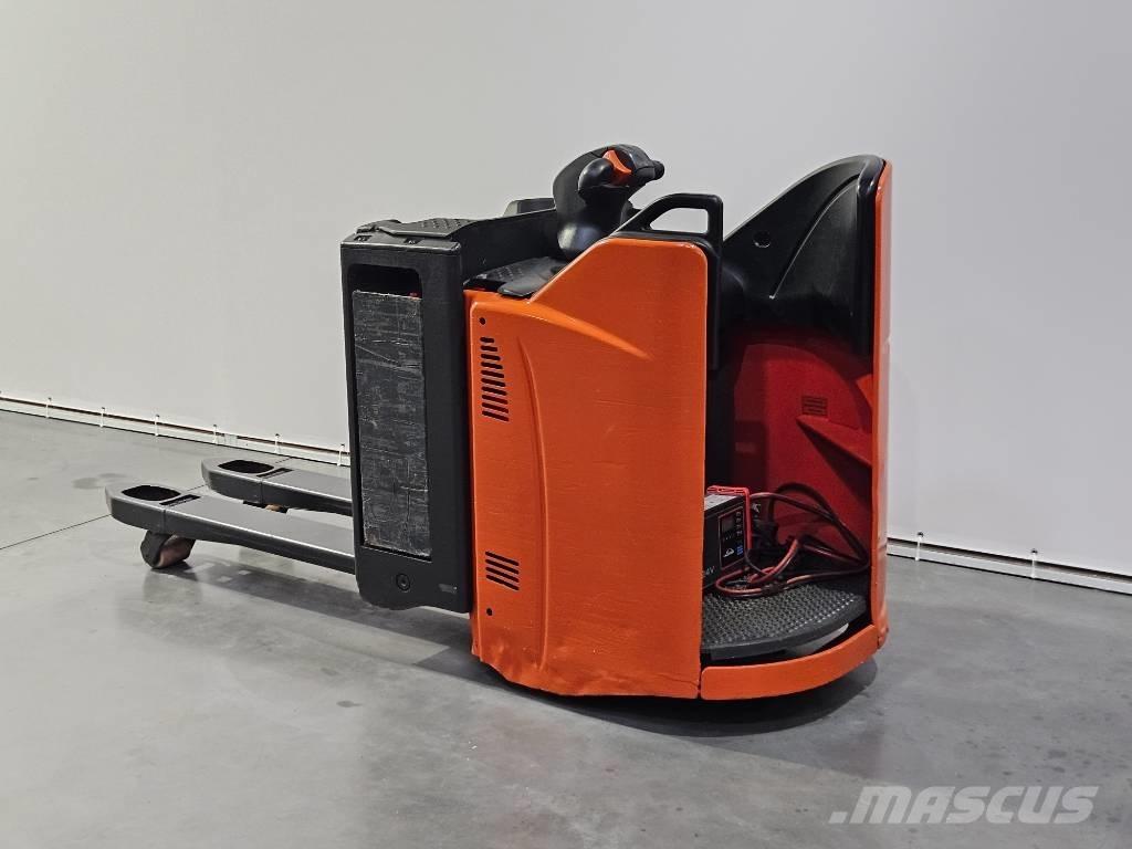 Linde T20SP Žemų aukščių keltuvai su platforma