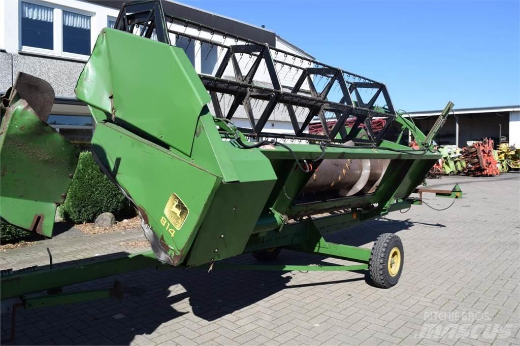 John Deere 1177 Derliaus nuėmimo kombainai