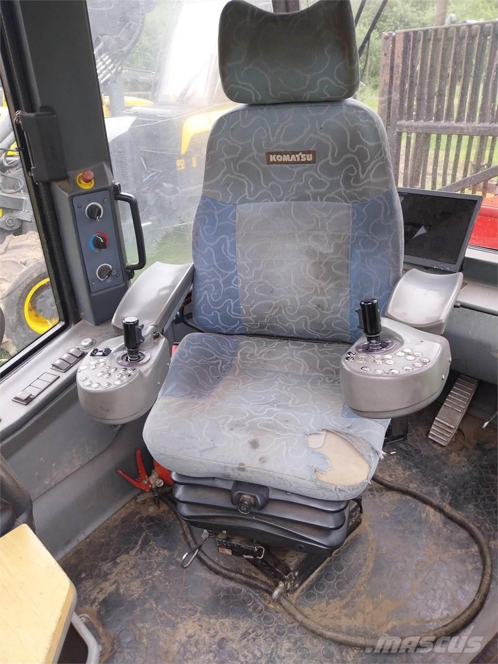 Komatsu 860.4 Naudoti miškovežiai (Forvarderiai)