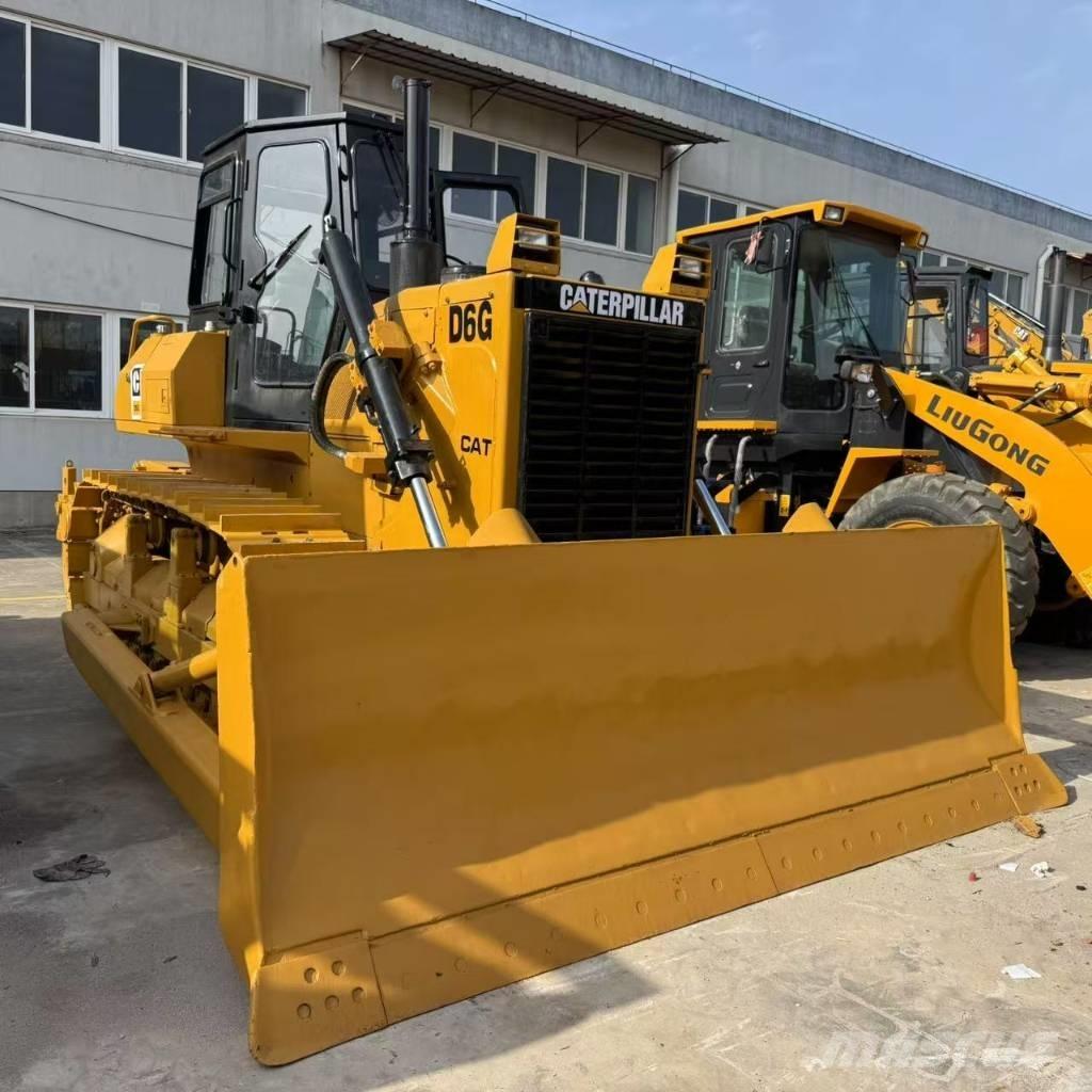 CAT D6G Vikšriniai buldozeriai