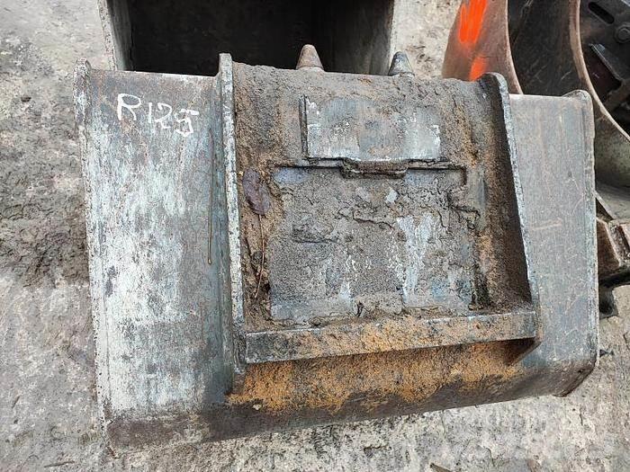 Mecalac 12MXT Kaušai