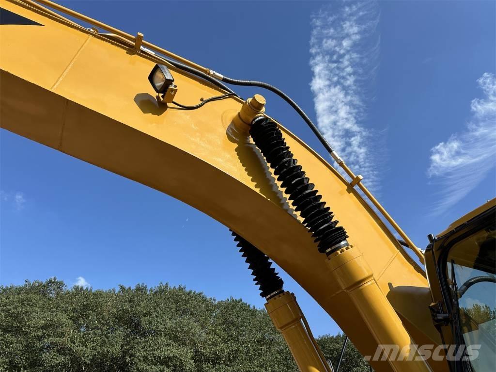 CAT 325 CL Vikšriniai ekskavatoriai