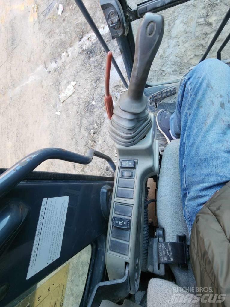 DEERE 245G LC Vikšriniai ekskavatoriai