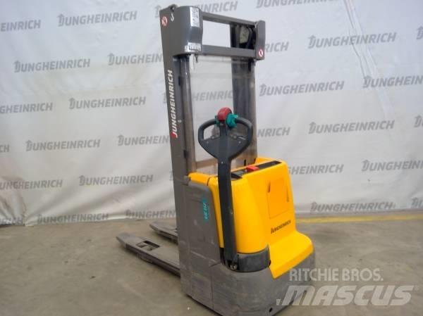 Jungheinrich EJC 112 Rankiniai vėžimėliai