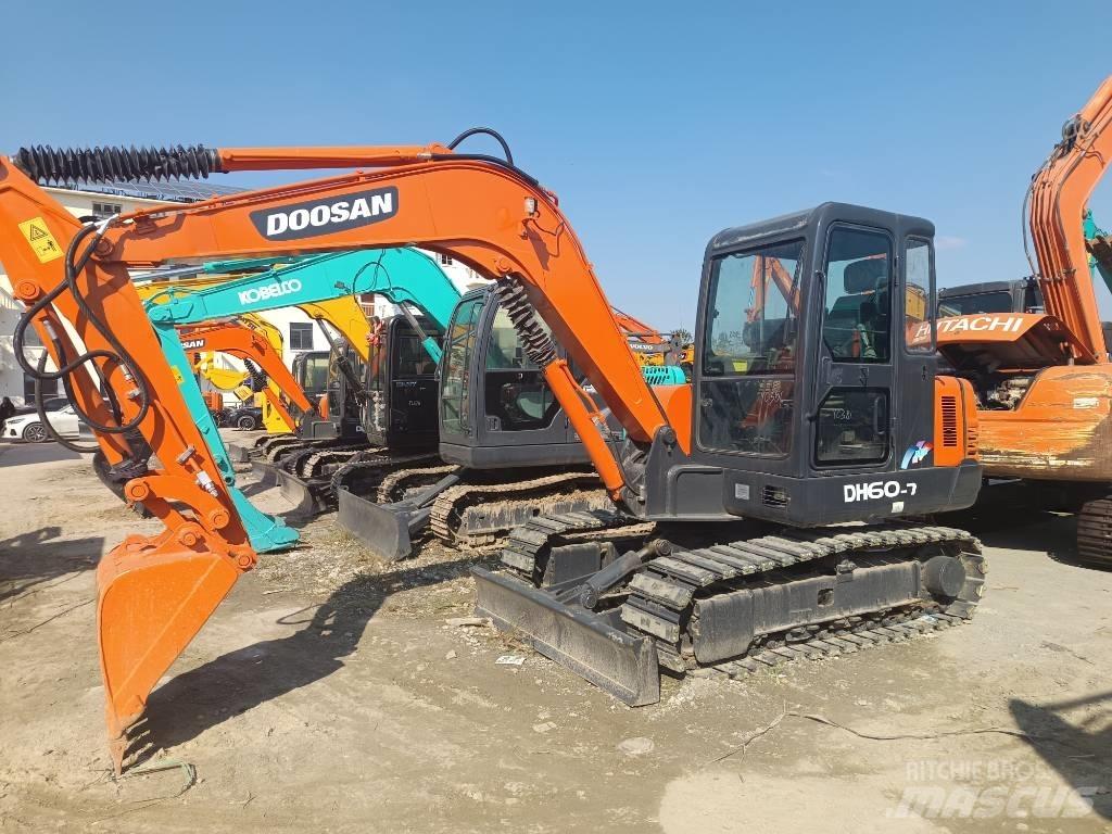 Doosan DH 60-7 Mini ekskavatoriai < 7 t