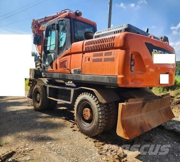 Doosan DX 210 W Ratiniai ekskavatoriai