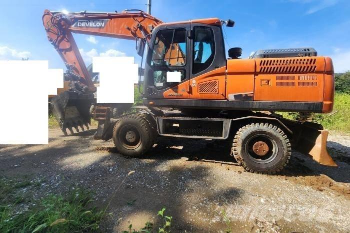 Doosan DX 210 W Ratiniai ekskavatoriai