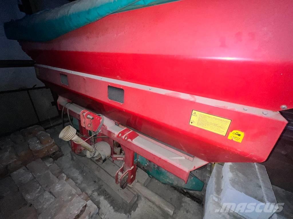 Kverneland DS-XL Mineralinių trąšų barstytuvai