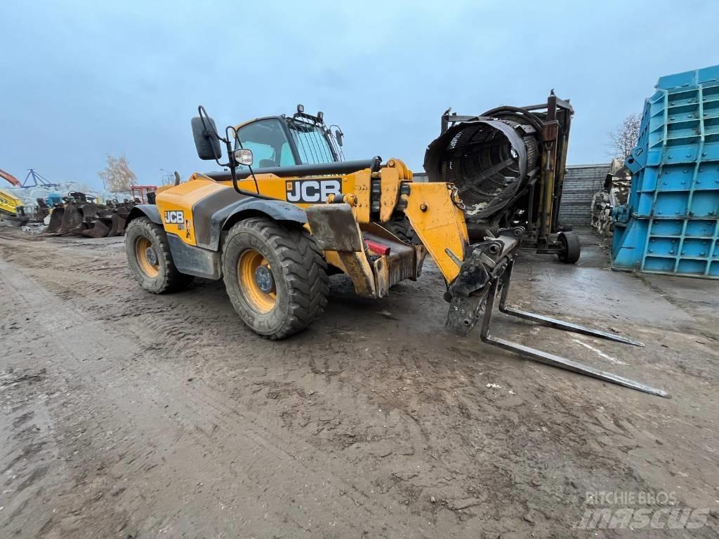 JCB 535-125 Teleskopiniai krautuvai