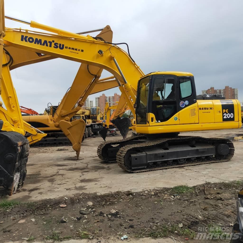Komatsu PC200-7 Vikšriniai ekskavatoriai