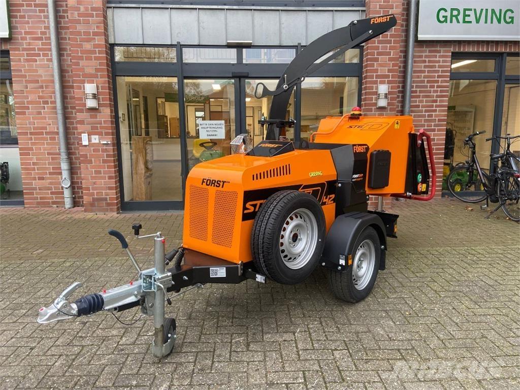  Först ST6D.24 Pašarų ruošimo technika