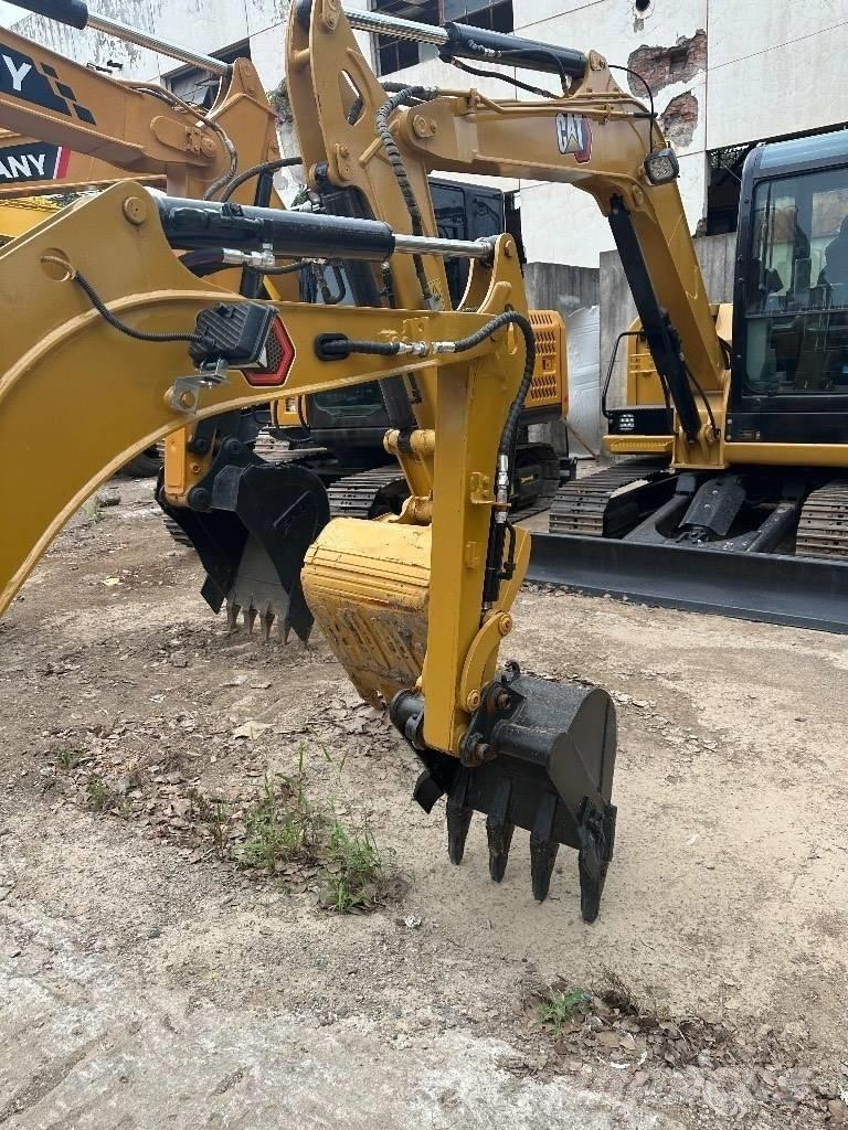 CAT 302 Mini ekskavatoriai < 7 t