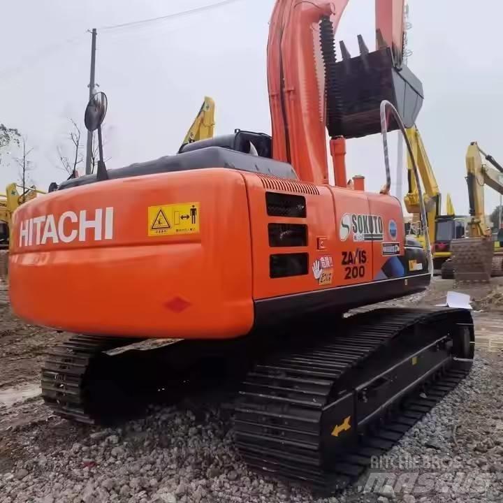 Hitachi ZX200 Vikšriniai ekskavatoriai