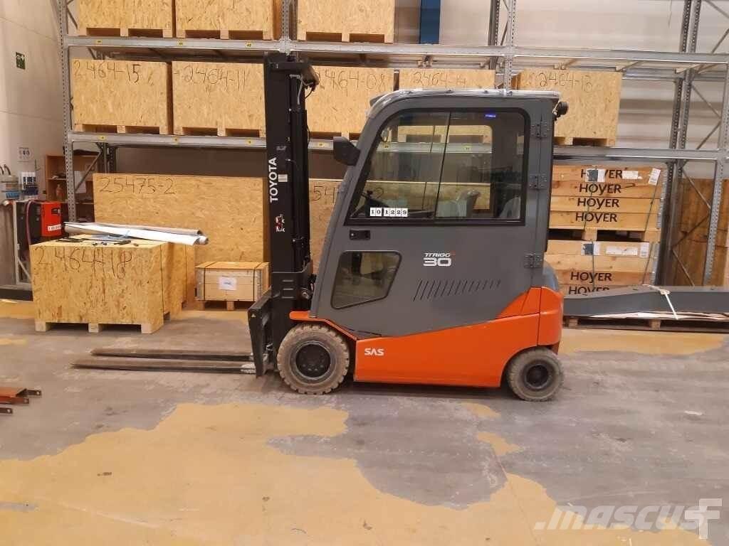 Toyota 8FBMT30 Elektriniai šakiniai krautuvai