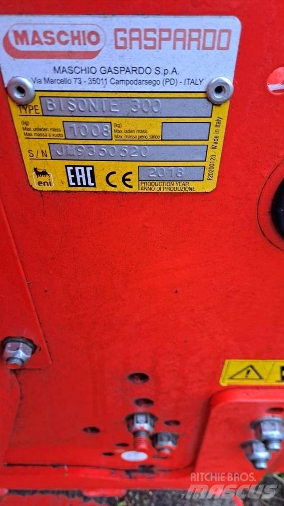 Maschio Bisonte 300 Ganyklų šienapjovės / rėžtuvės