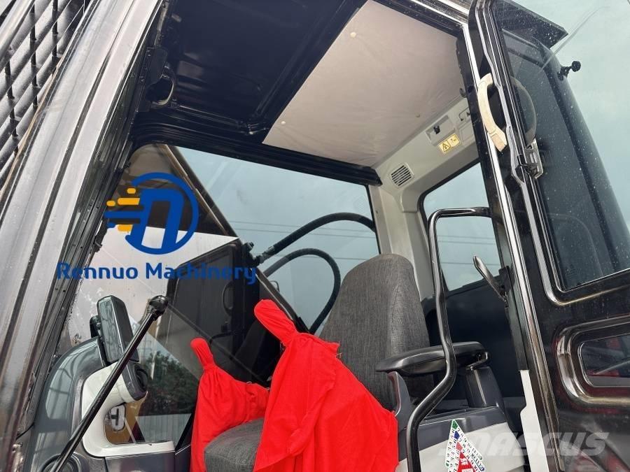 CAT 320 D2L Vikšriniai ekskavatoriai
