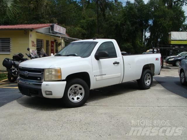 Chevrolet 1500 W/T Platformos/ Pakrovimas iš šono