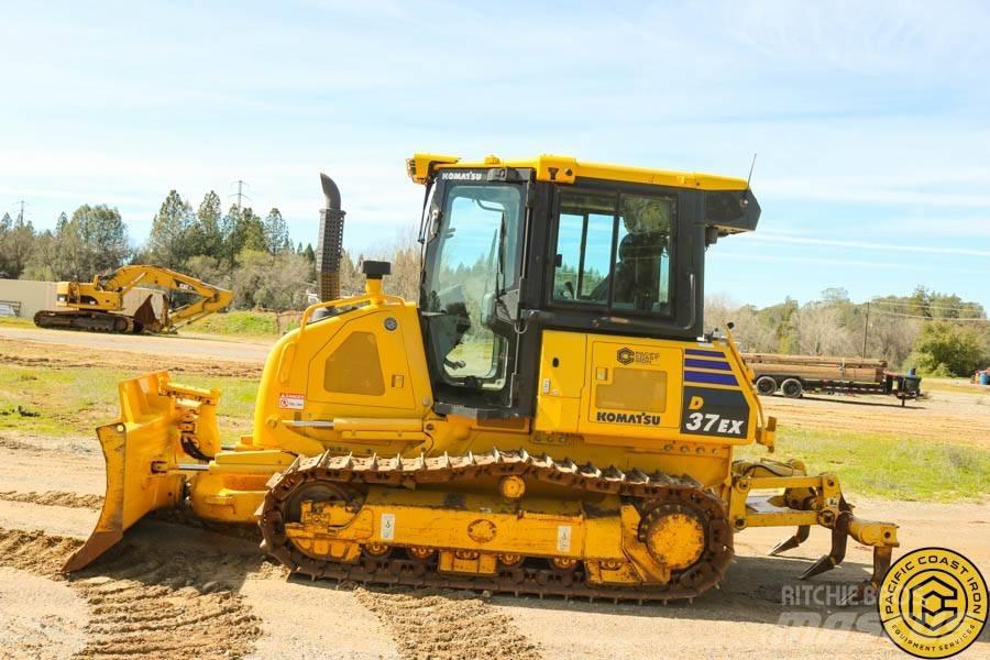 Komatsu D 37 EX Vikšriniai buldozeriai