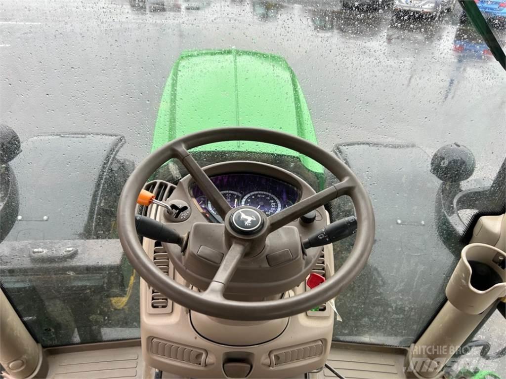 John Deere 6210R Traktoriai