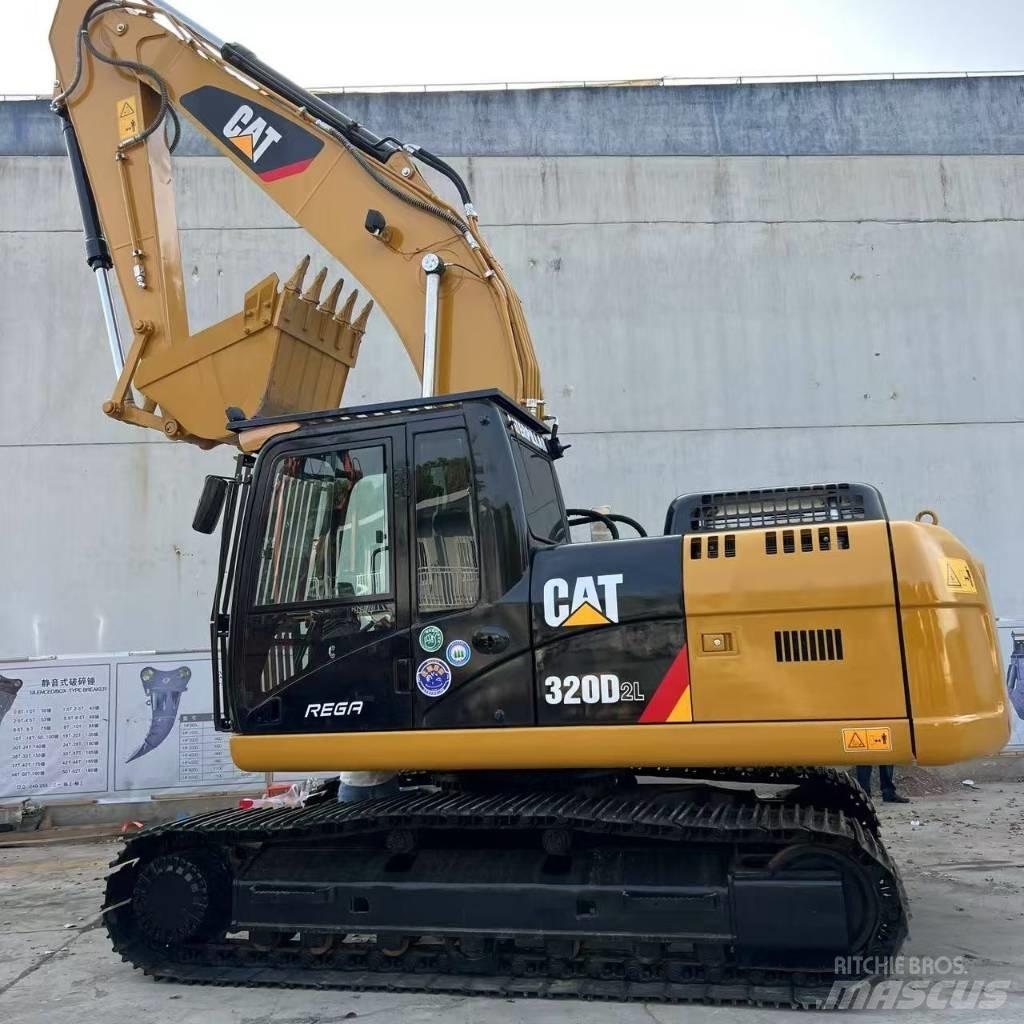 CAT 320 D2 Vikšriniai ekskavatoriai