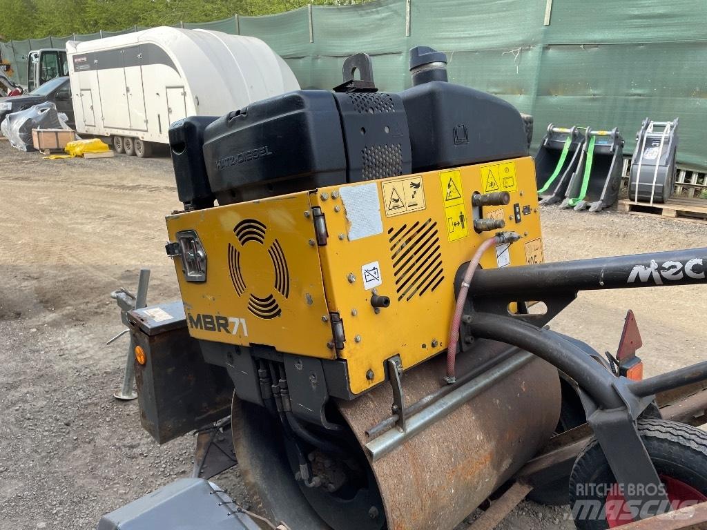 Mecalac MBR 71 Vieno būgno volai
