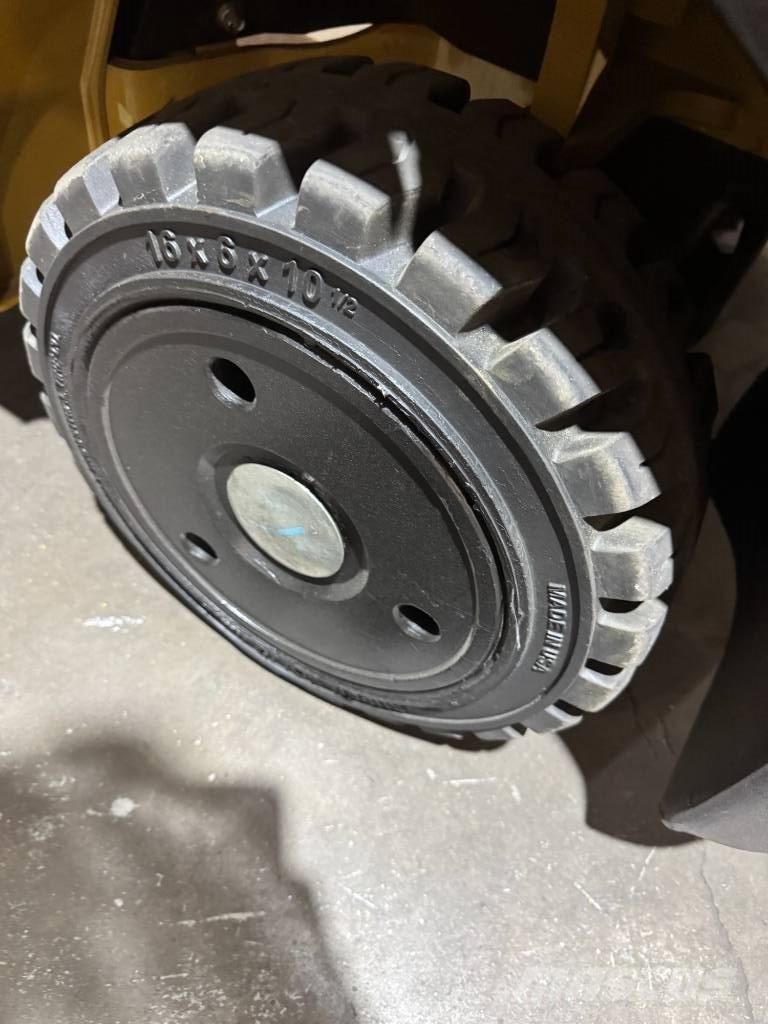 CAT 2C 5000 Šakiniai krautuvai - Kita