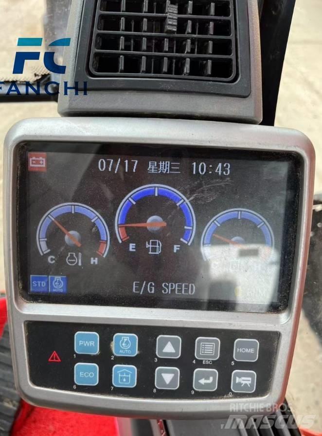 Doosan DX 225 LCA Vikšriniai ekskavatoriai