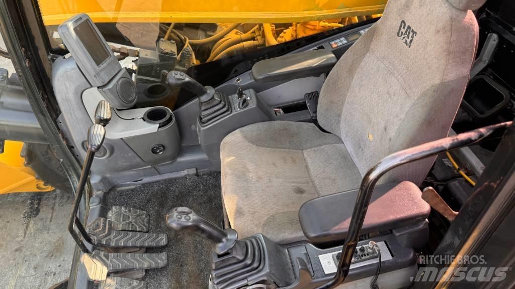 CAT 385CL Longreach Aukštuminiai ekskavatoriai